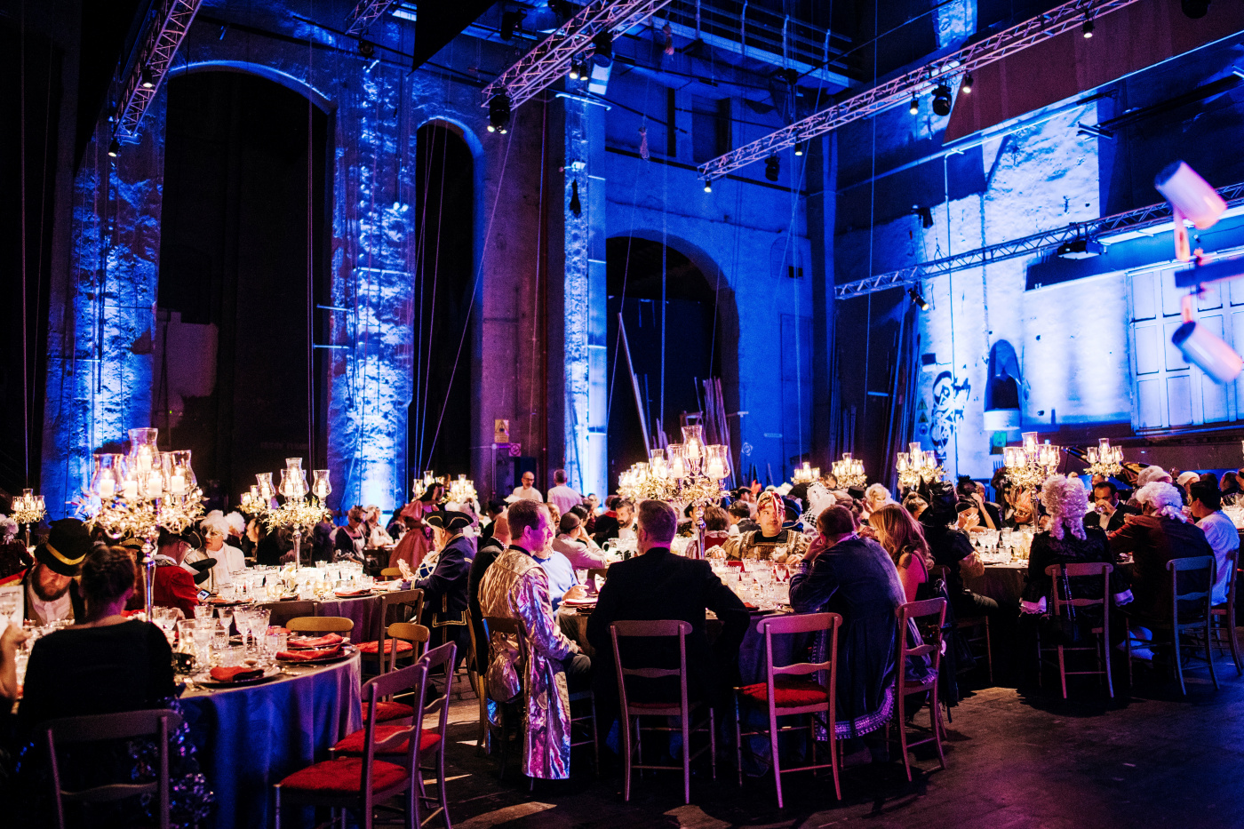 We plan and organize corporate events in Italy and in Switzerland