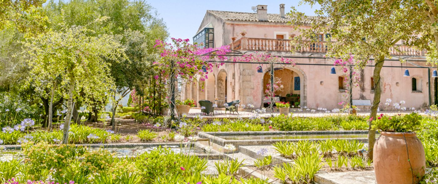 Luxury Villa For Weddings in Mallorca