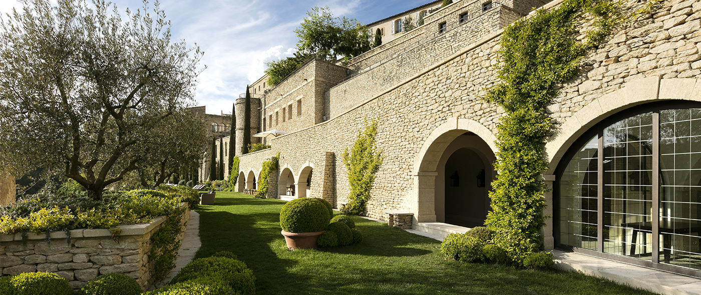 Luxury wedding hotel in Provence