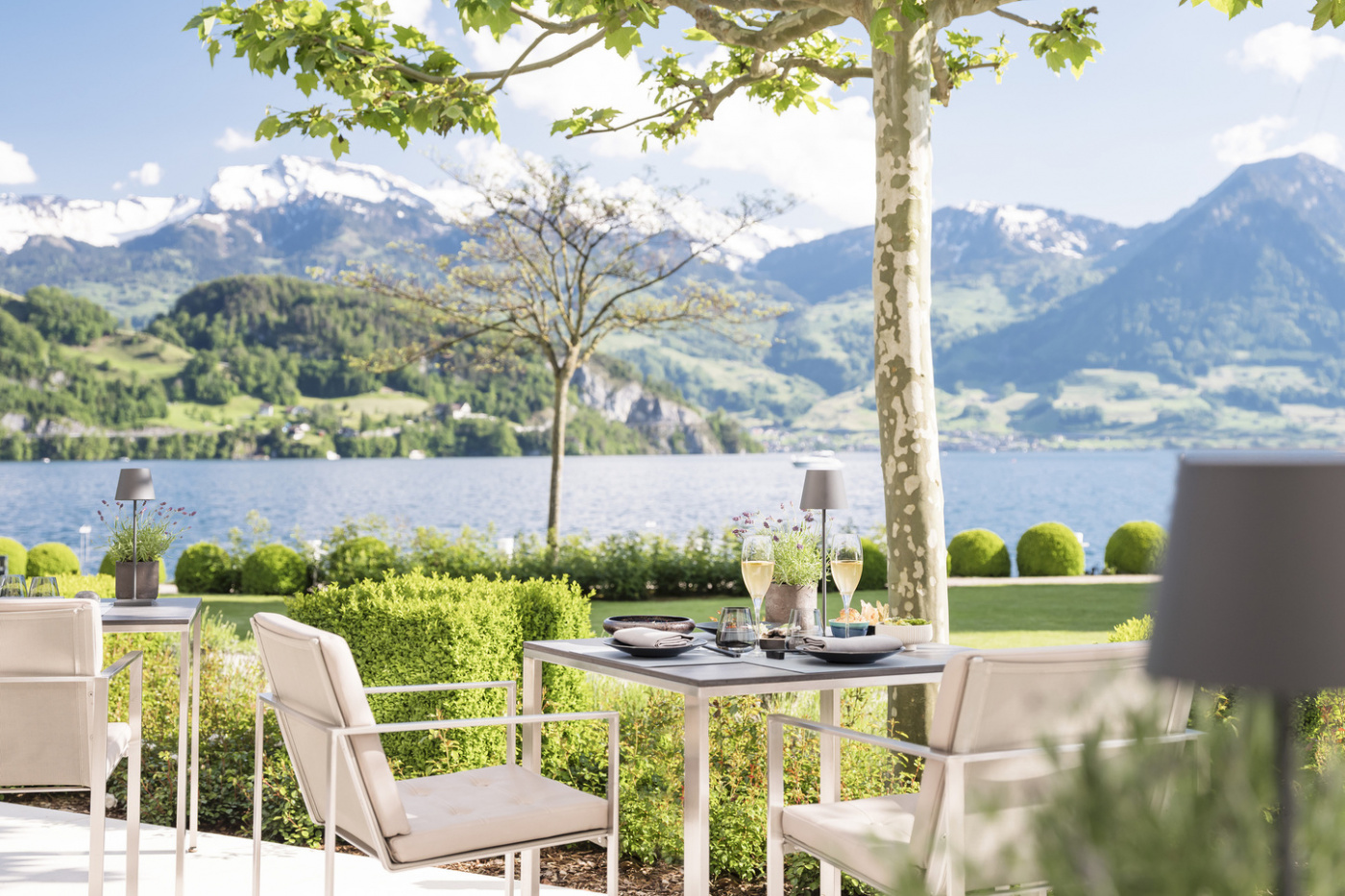 Cocktail with mountain view at luxury wedding venue on Lake Lucerne