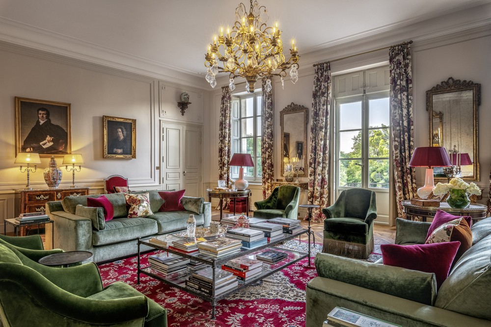 Elegant green living room of chateau d'Estoublon in Provence for private events
