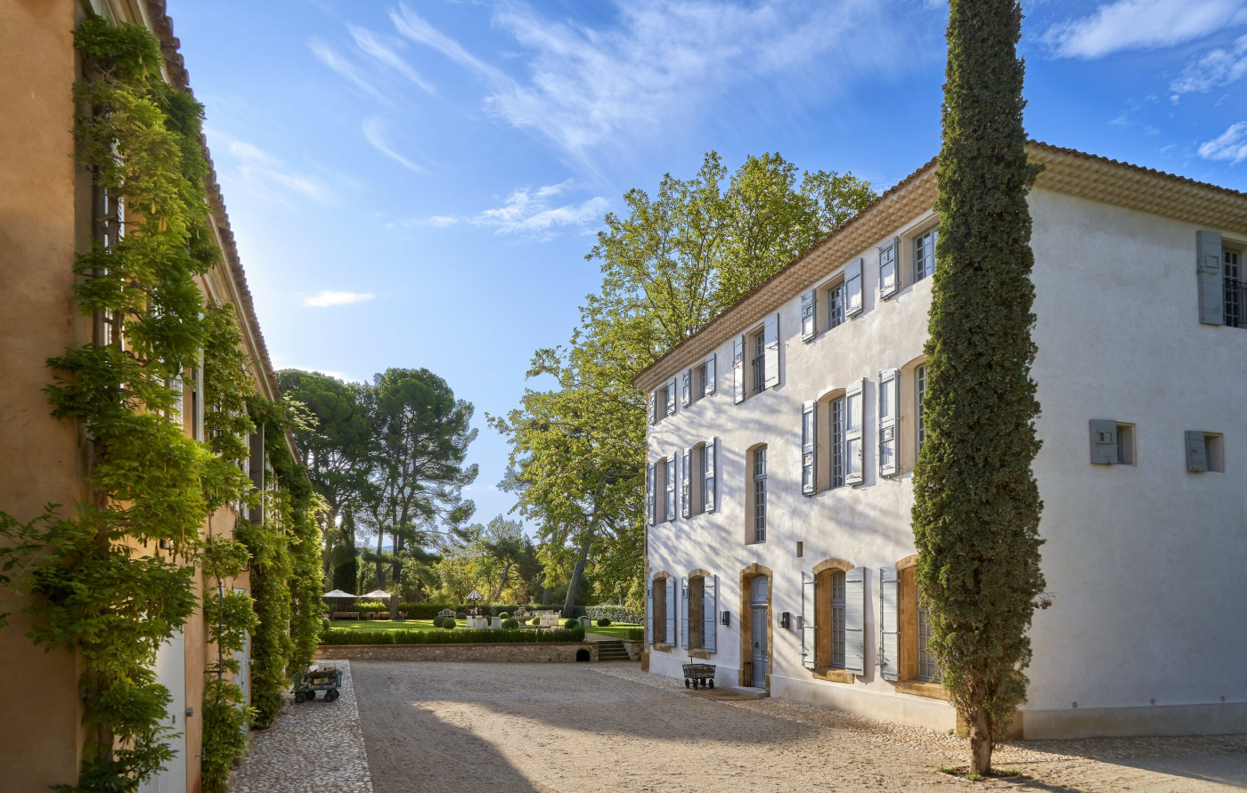 Farmhouse at luxury wedding castle in France