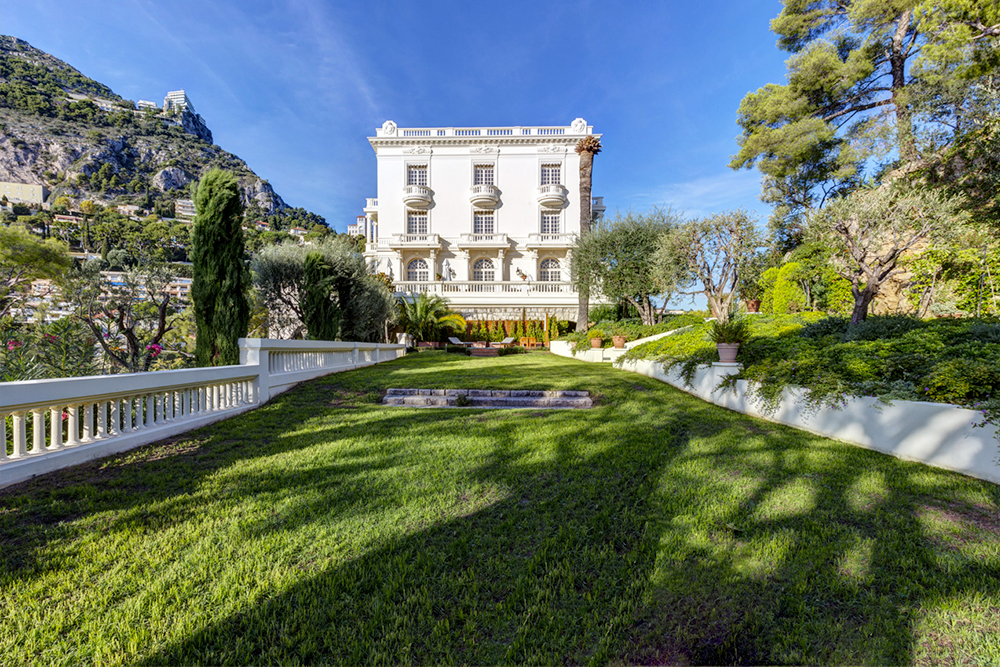 Garden and villa of luxury Belle Epoque wedding villa on the French Riviera