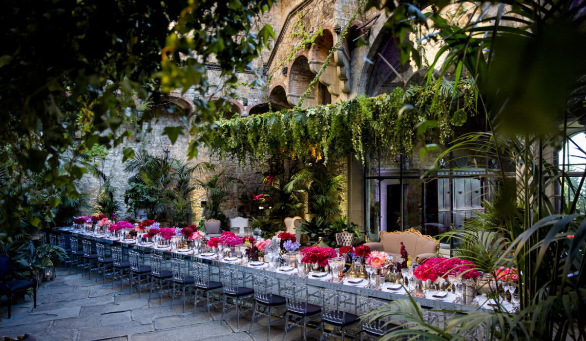 Jungle themed luxury wedding Italy