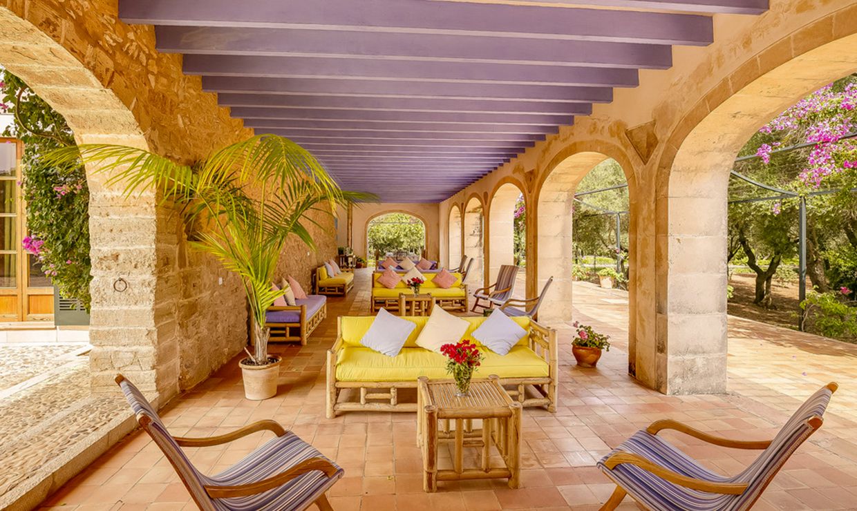 Lounge areas of luxury villa for weddings in Mallorca
