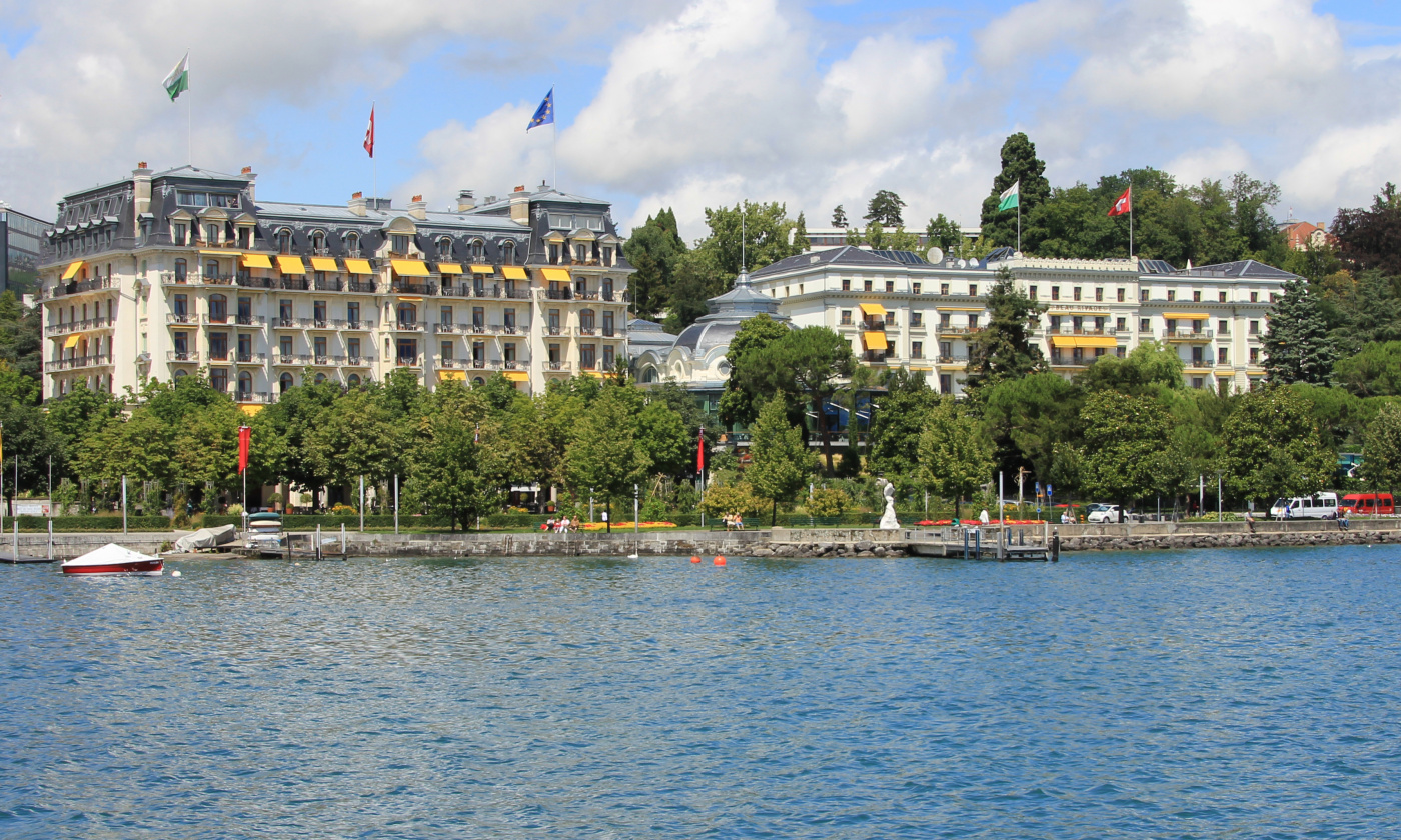 View from the lake of the luxury resort for weddings in Lake Geneva