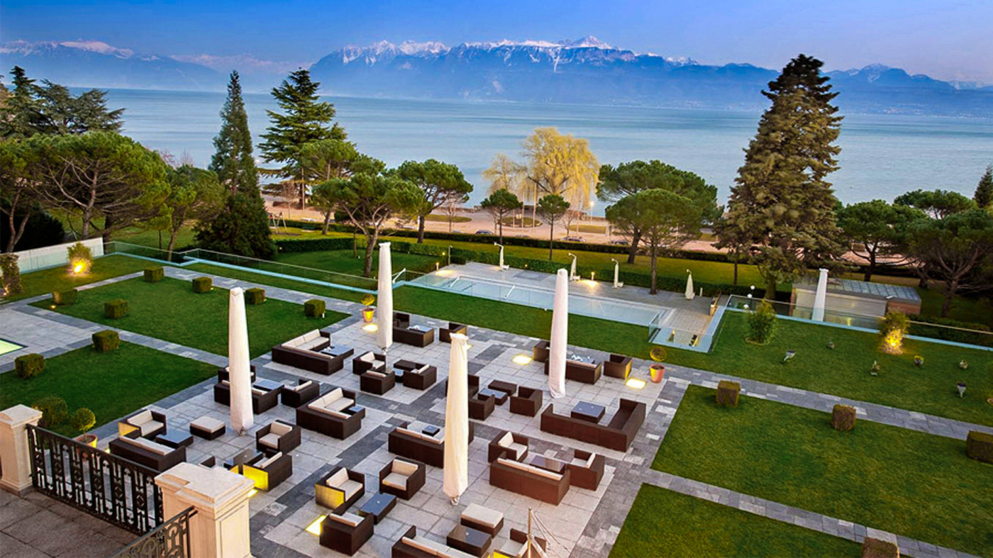 Garden with lake view for weddings in Lake Geneva