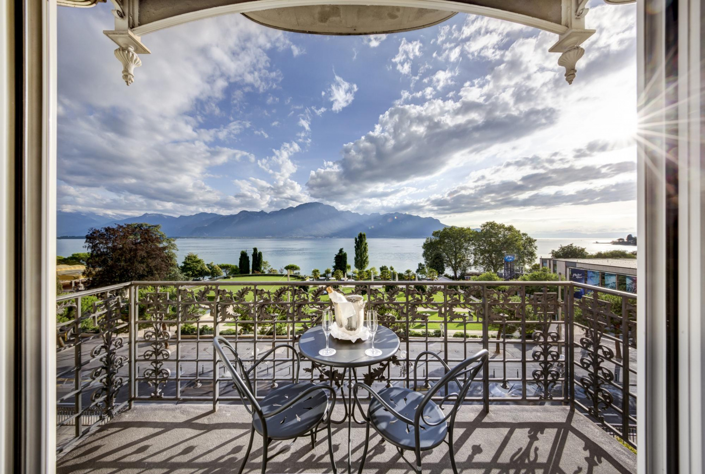 Terrace with lake view in a resort for weddings in Lake Geneva