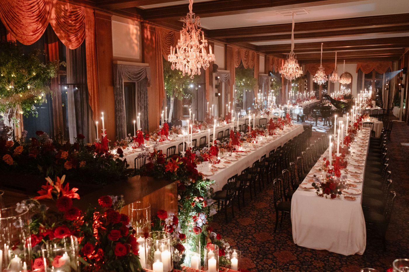 Overview of the wedding dinner tables at Badrutt's in St Moritz