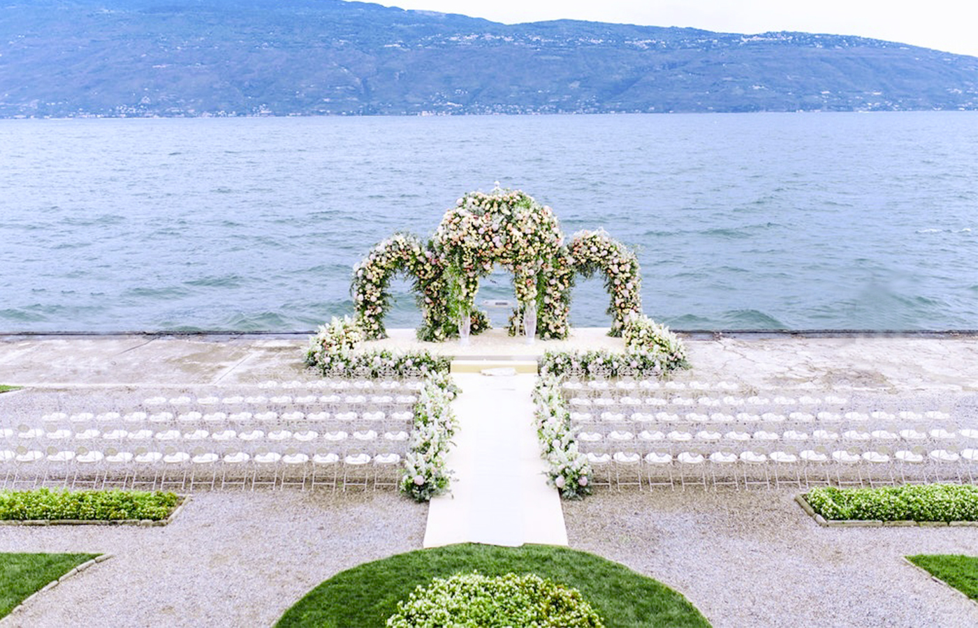 Panoramic view of Lake Garda wedding ceremony