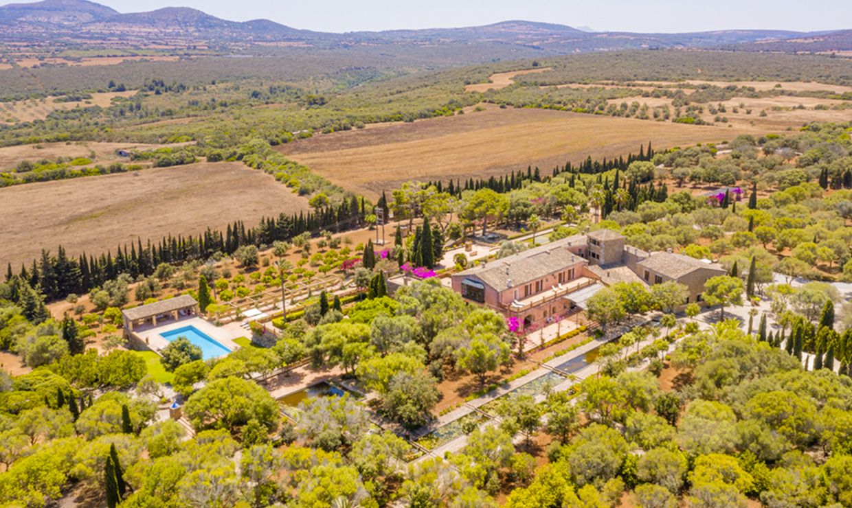 Panoramic view of villa for luxury weddings in Mallorca