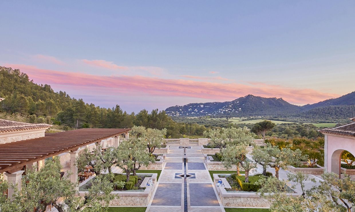 Sunset at grand hotel village for weddings in Mallorca