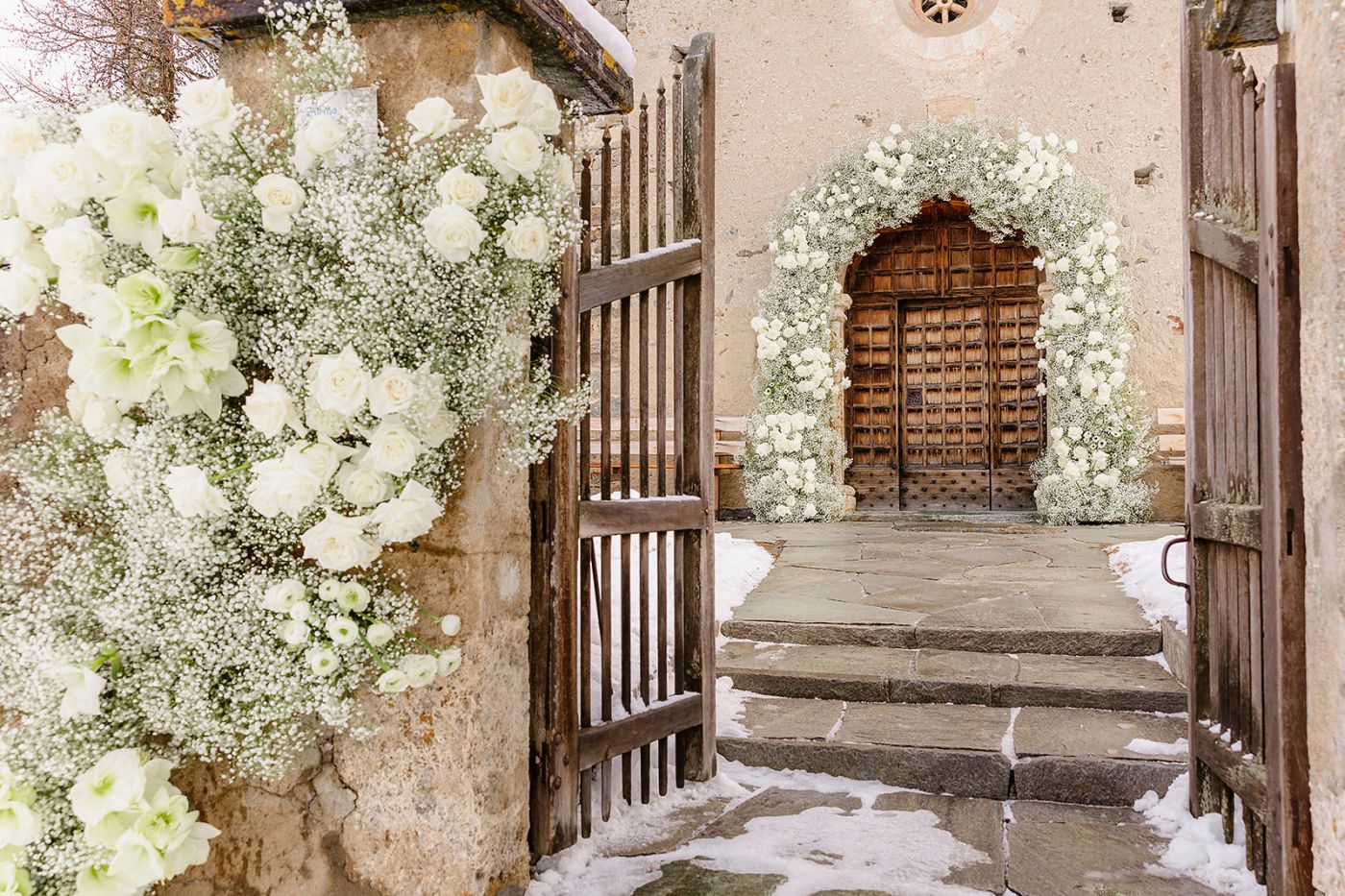 luxury white flowers weddings decors for a church in Sankt Moritz